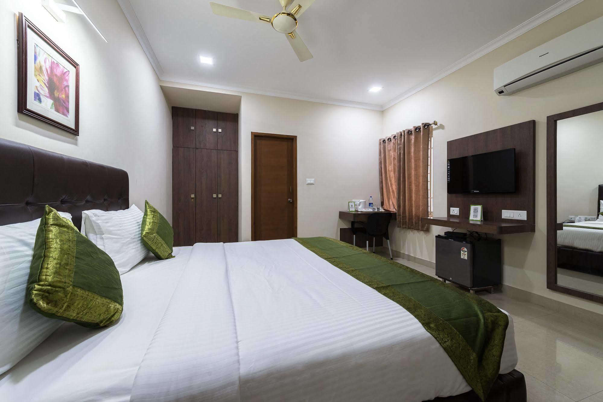 Hotel Mount Kailash Suites Τσενάι Εξωτερικό φωτογραφία